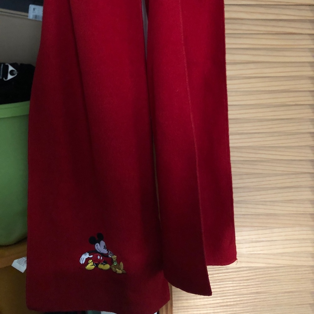 Mickey and Pluto Fleece Scarf